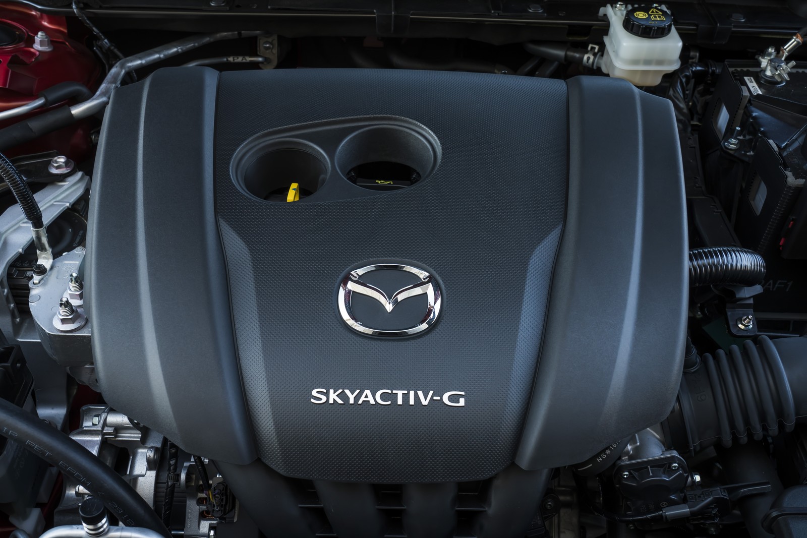 Mazda bringt für seine beiden Kompaktmodelle neue Motorisiserungs-Optionen auf den Markt.