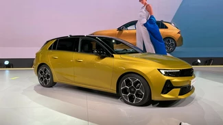 opel-astra-202109-fromt-01.jpeg