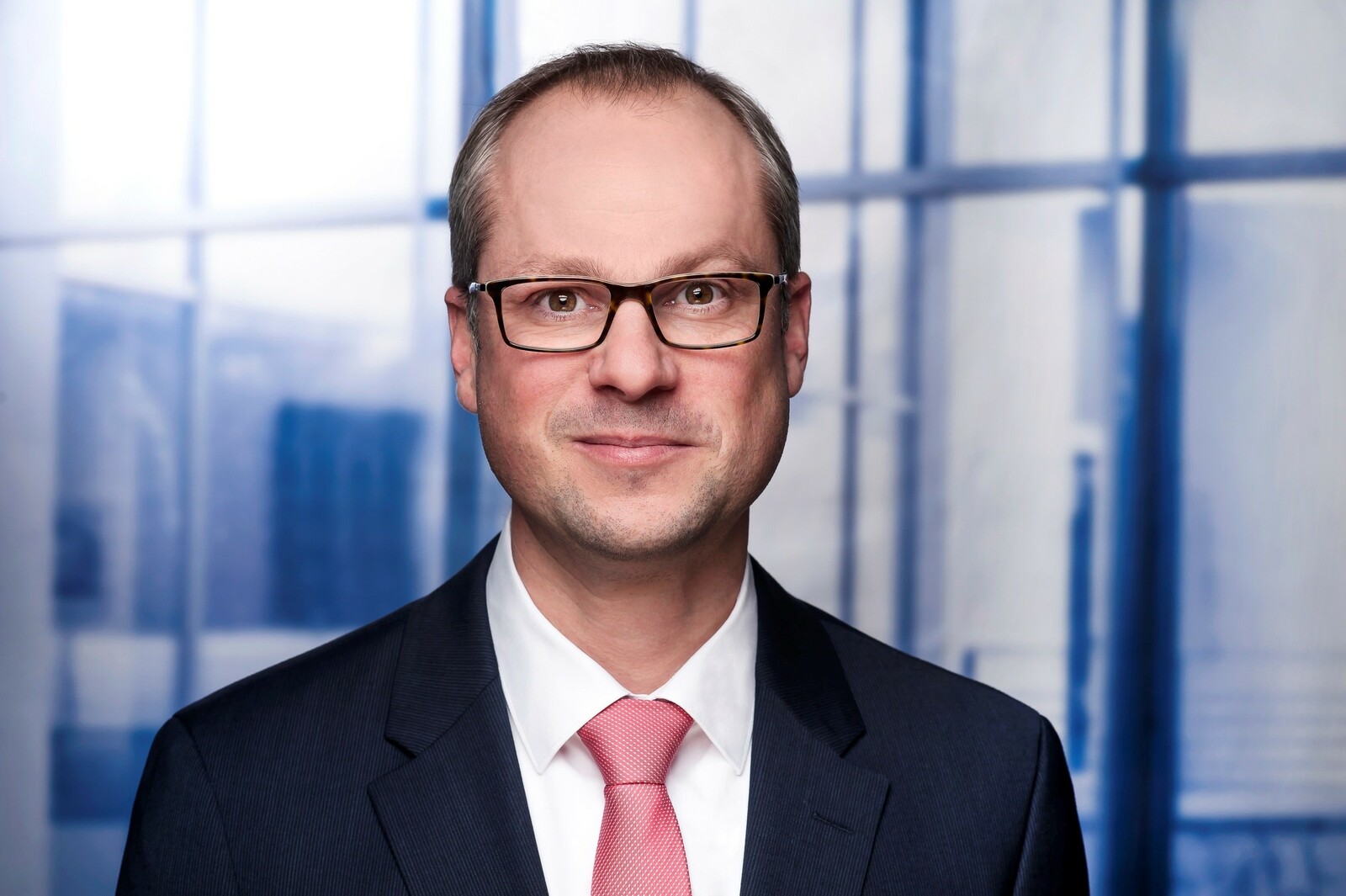 Carsten Schopf leitet als Direktor Flotten das Groß- und Gewerbekundengeschäft bei Renault und Dacia in Deutschland.
